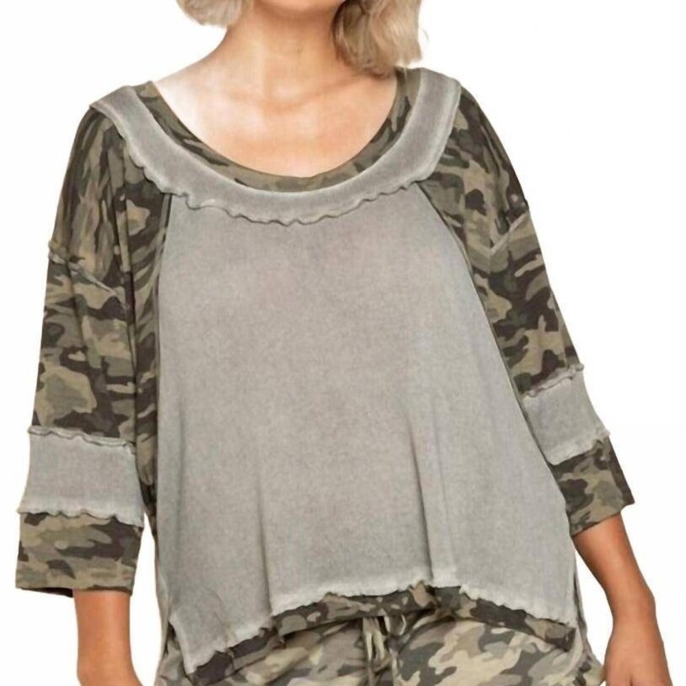 POL Camo Raglan Top Women Small Gray Green Raw Hem Waffle Knit TKT616